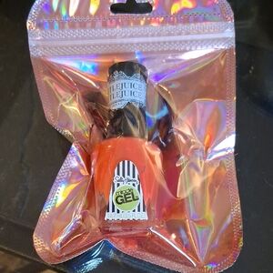 BEETLEJUICE MIRACLE GEL NAILPOLISH